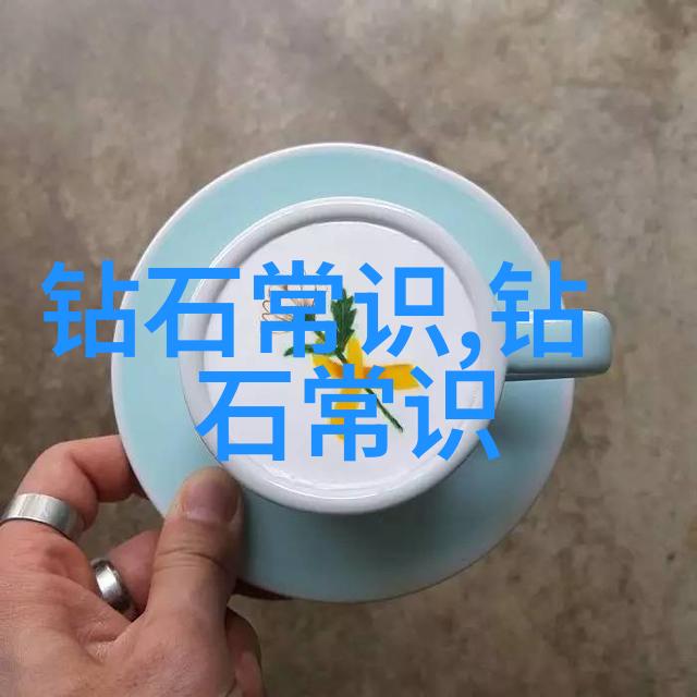 翡翠琥珀与珠母玉石界的三大贵族