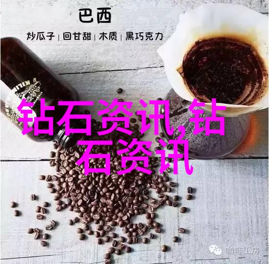 翡翠手镯的秘密它为什么会在月光下闪耀成绿金